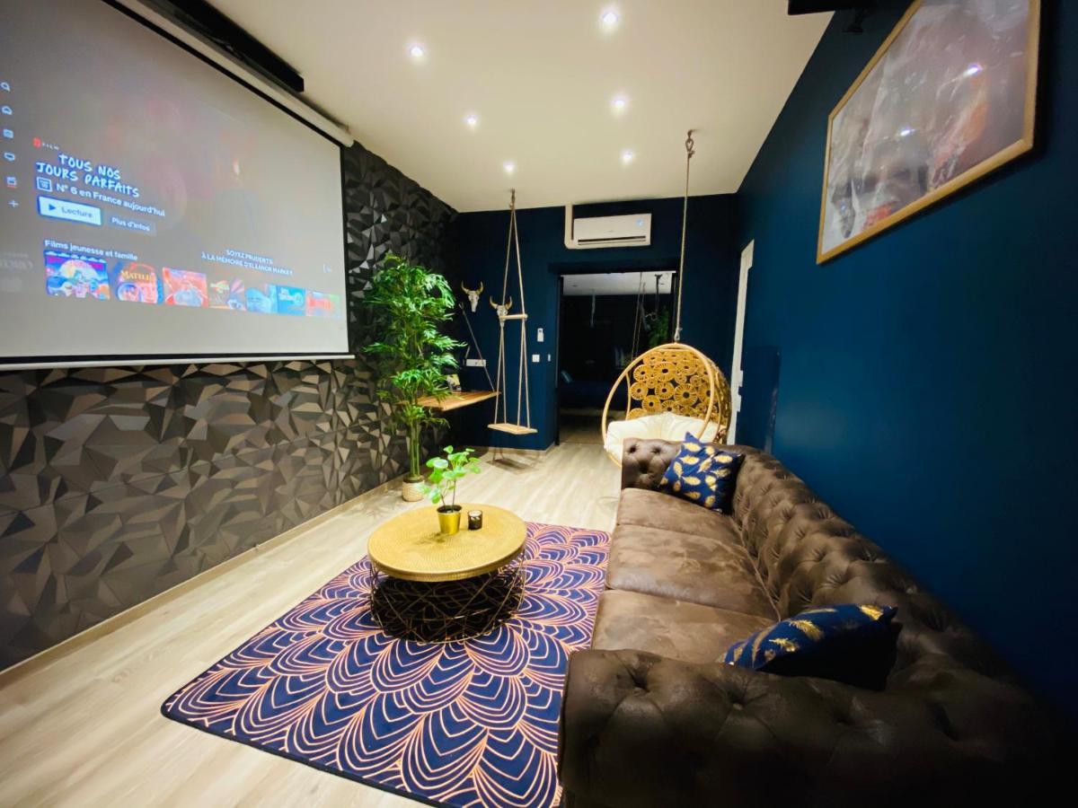 Capsule Temps Suspendu - Balneo, Home Cinema & Billard Valenciennes Bagian luar foto