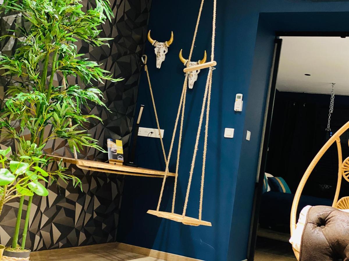 Capsule Temps Suspendu - Balneo, Home Cinema & Billard Valenciennes Bagian luar foto