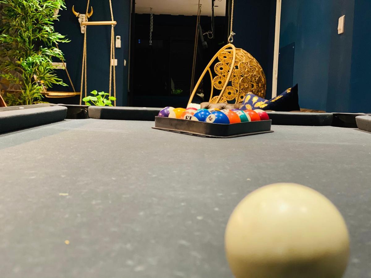 Capsule Temps Suspendu - Balneo, Home Cinema & Billard Valenciennes Bagian luar foto